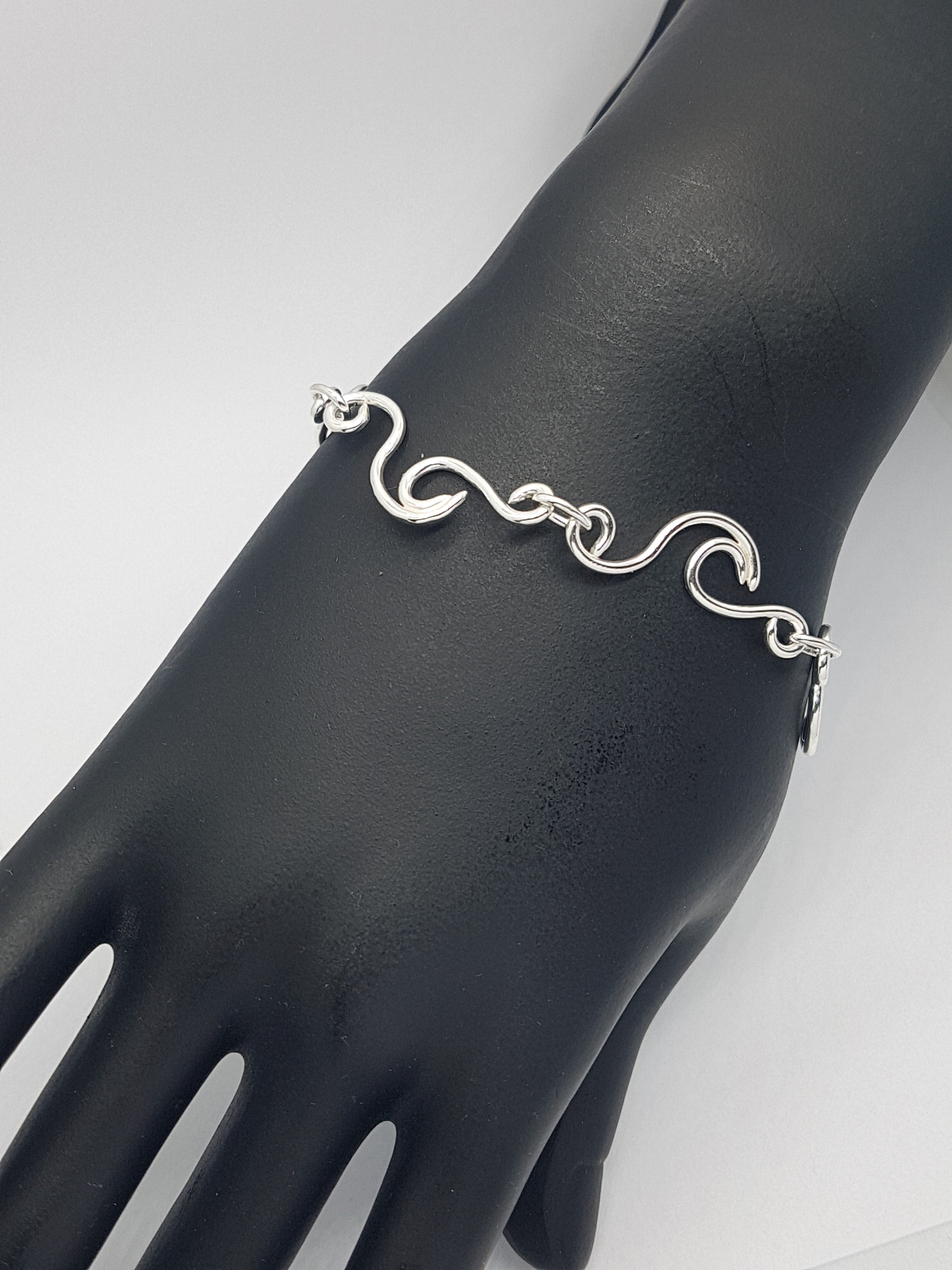 Wave Chain Bracelet - with Sapphires