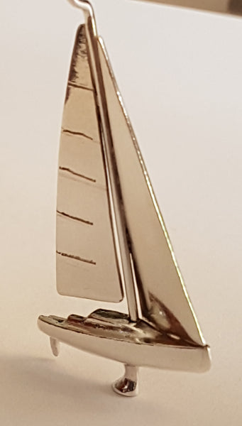 Silver Yacht - J111