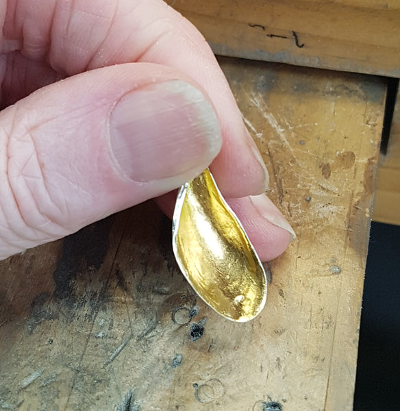 Mussel Shell only - Gold and Silver