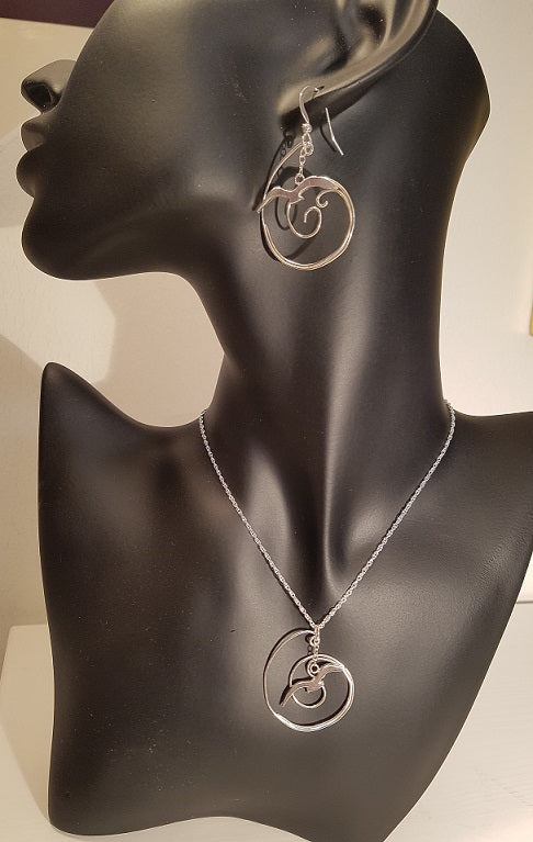 Seagull over Wave Pendant
